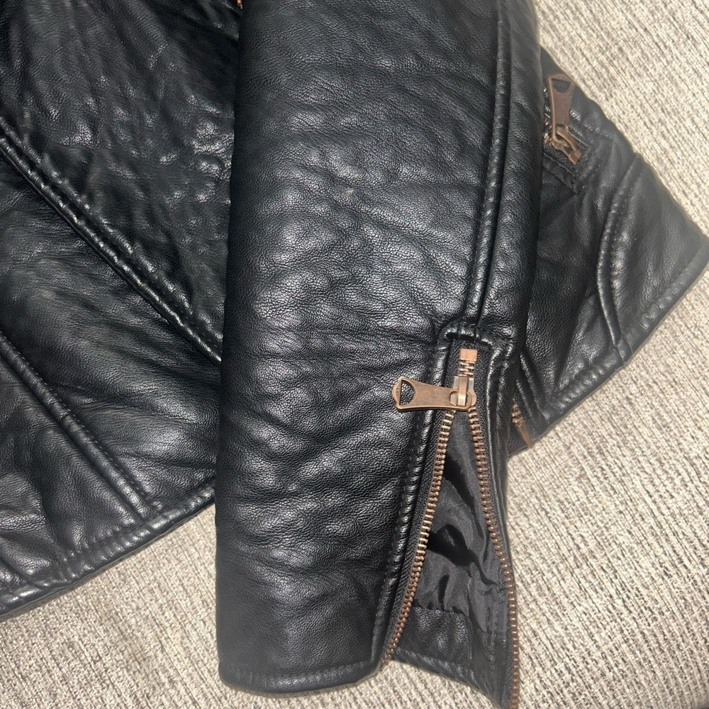 Marc New York faux Black Leather Jacket with Quilted Design - Picture 5 of 8